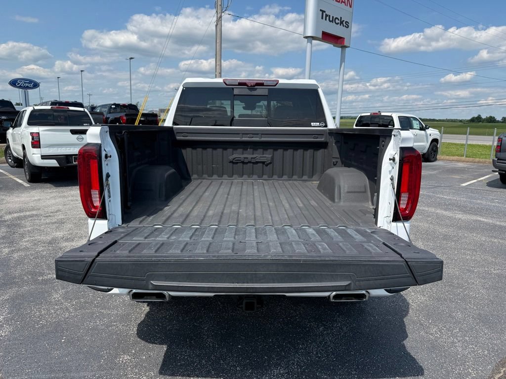 Used 2022 GMC Sierra 1500 AT4 w/ AT4 Premium Package AWD/4WD image 37