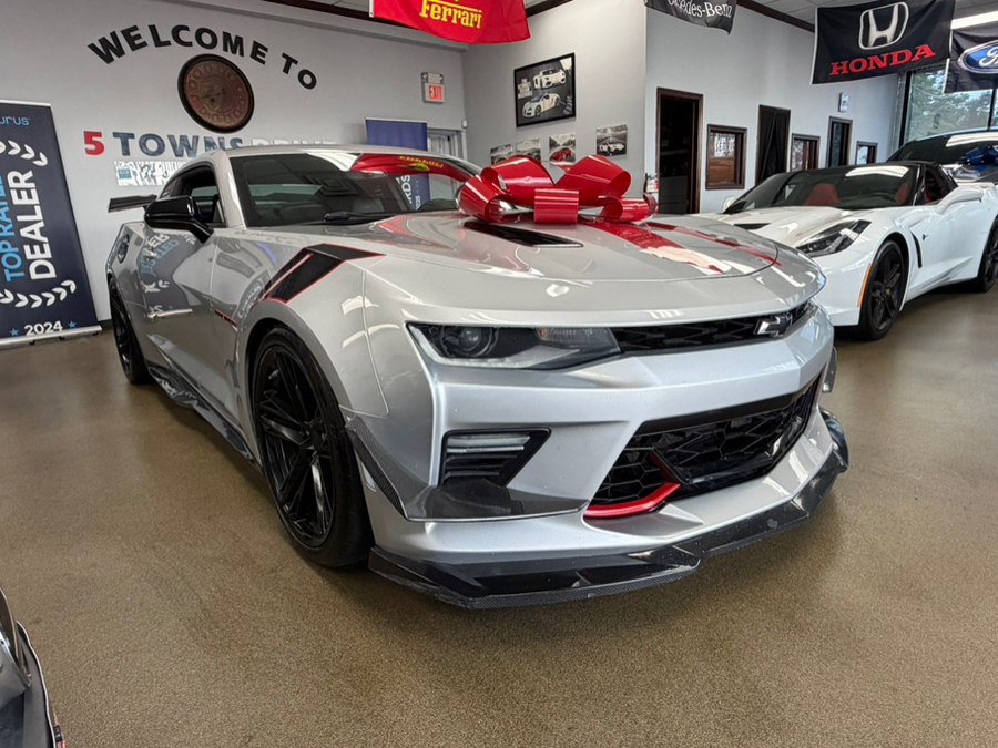 Used 2018 Chevrolet Camaro SS w/ Redline Edition RWD image 4