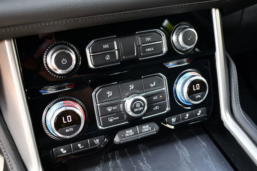 Used 2021 GMC Yukon Denali w/ Denali Premium Package image 70