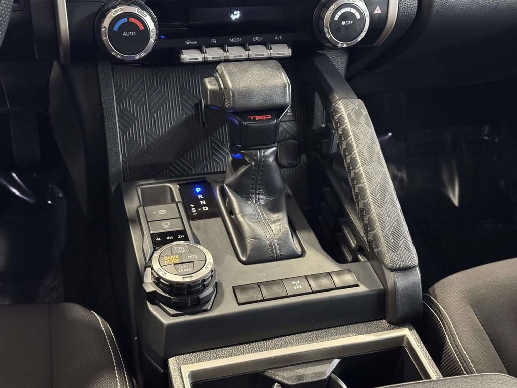 Used 2024 Toyota Tacoma TRD Off-Road image 24