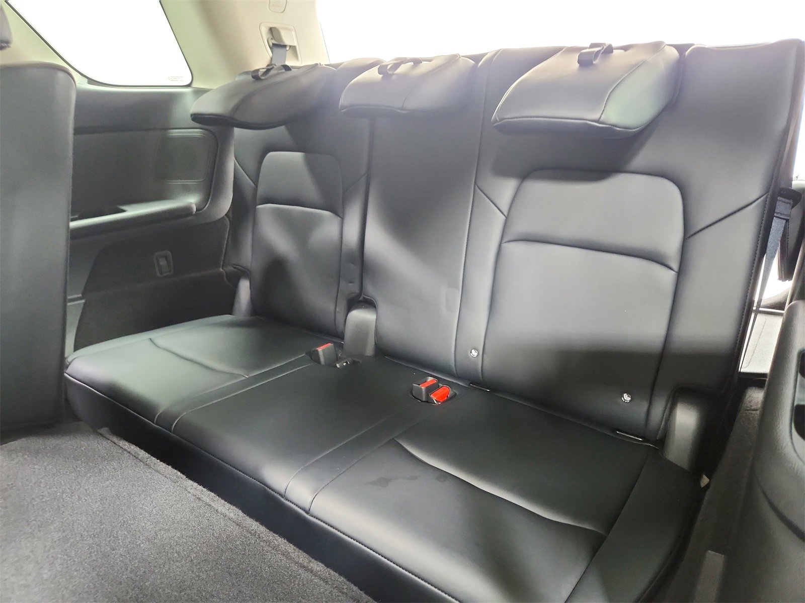 Used 2024 Nissan Pathfinder Platinum w/ Lighting Package (N93) image 38