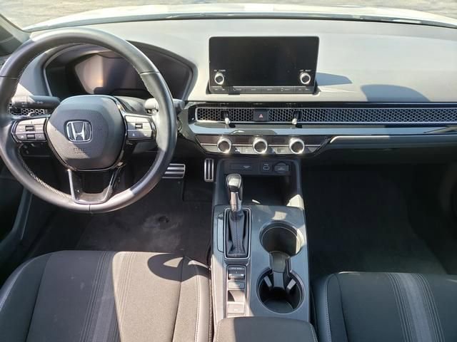 Used 2022 Honda Civic Sport image 13