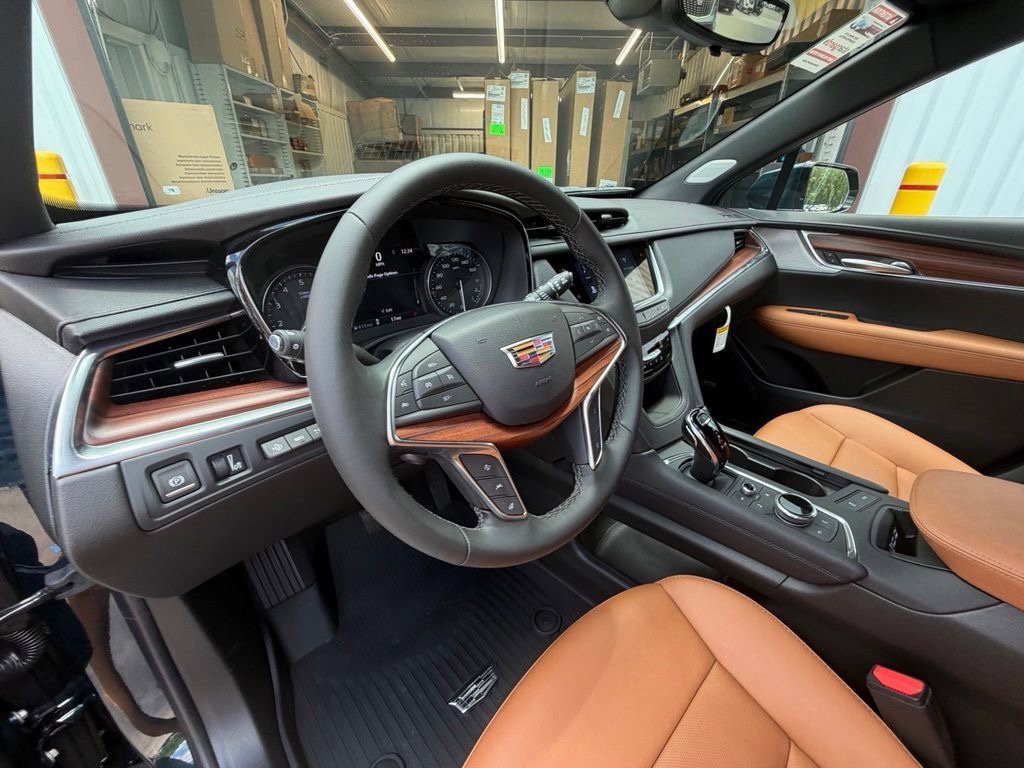 New 2026 Cadillac XT5 Premium Luxury w/ Driver Assist Package FWD image 14