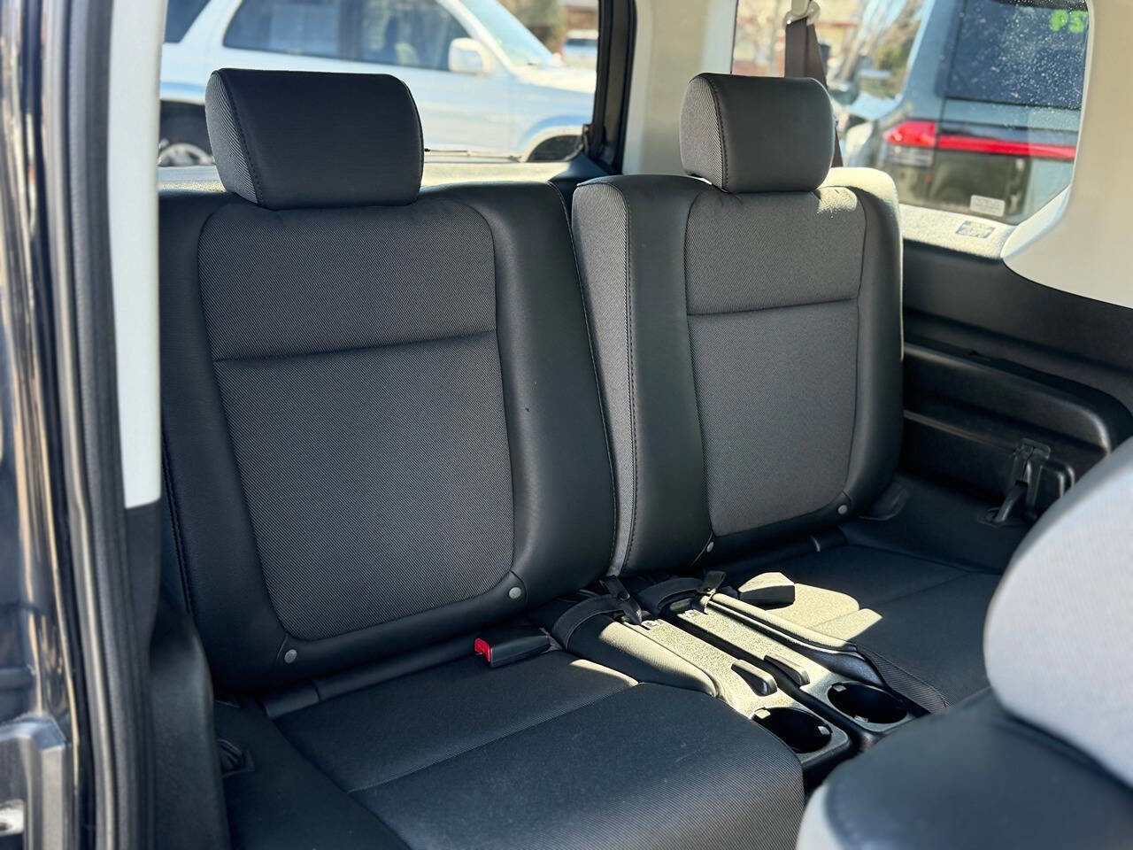 Used 2006 Honda Element EX image 32