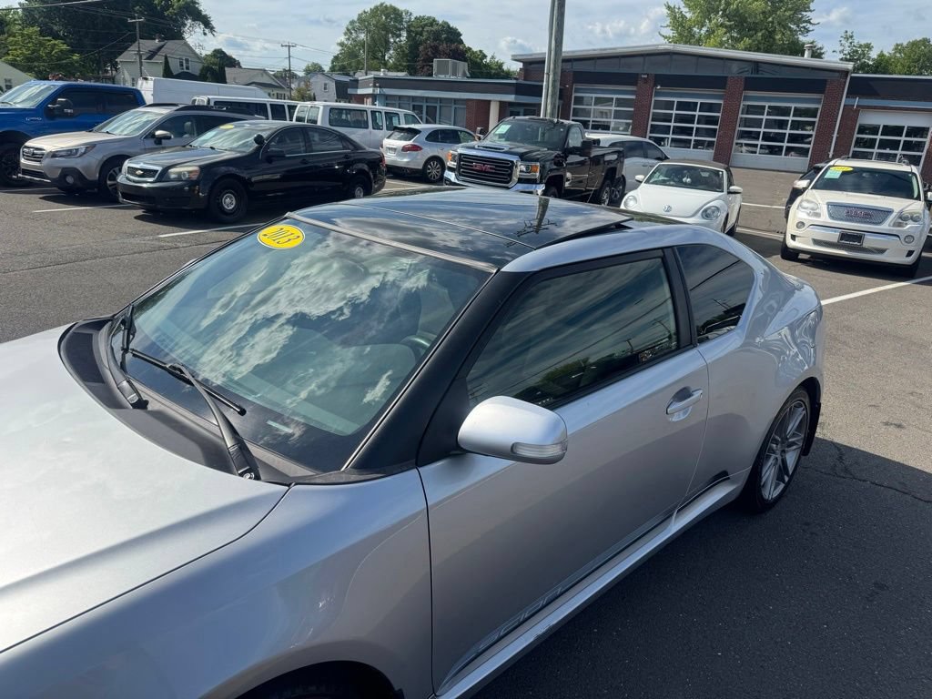 Used 2013 Scion tC FWD image 9