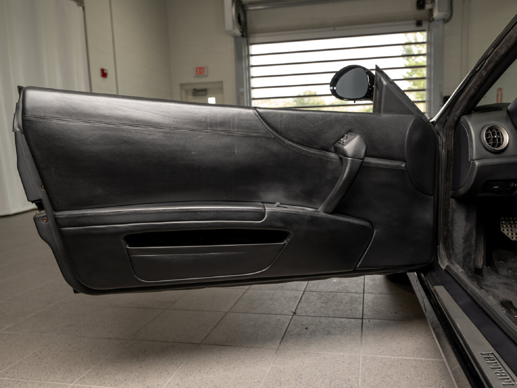 Used 2000 Ferrari 550 Maranello Coupe RWD image 19