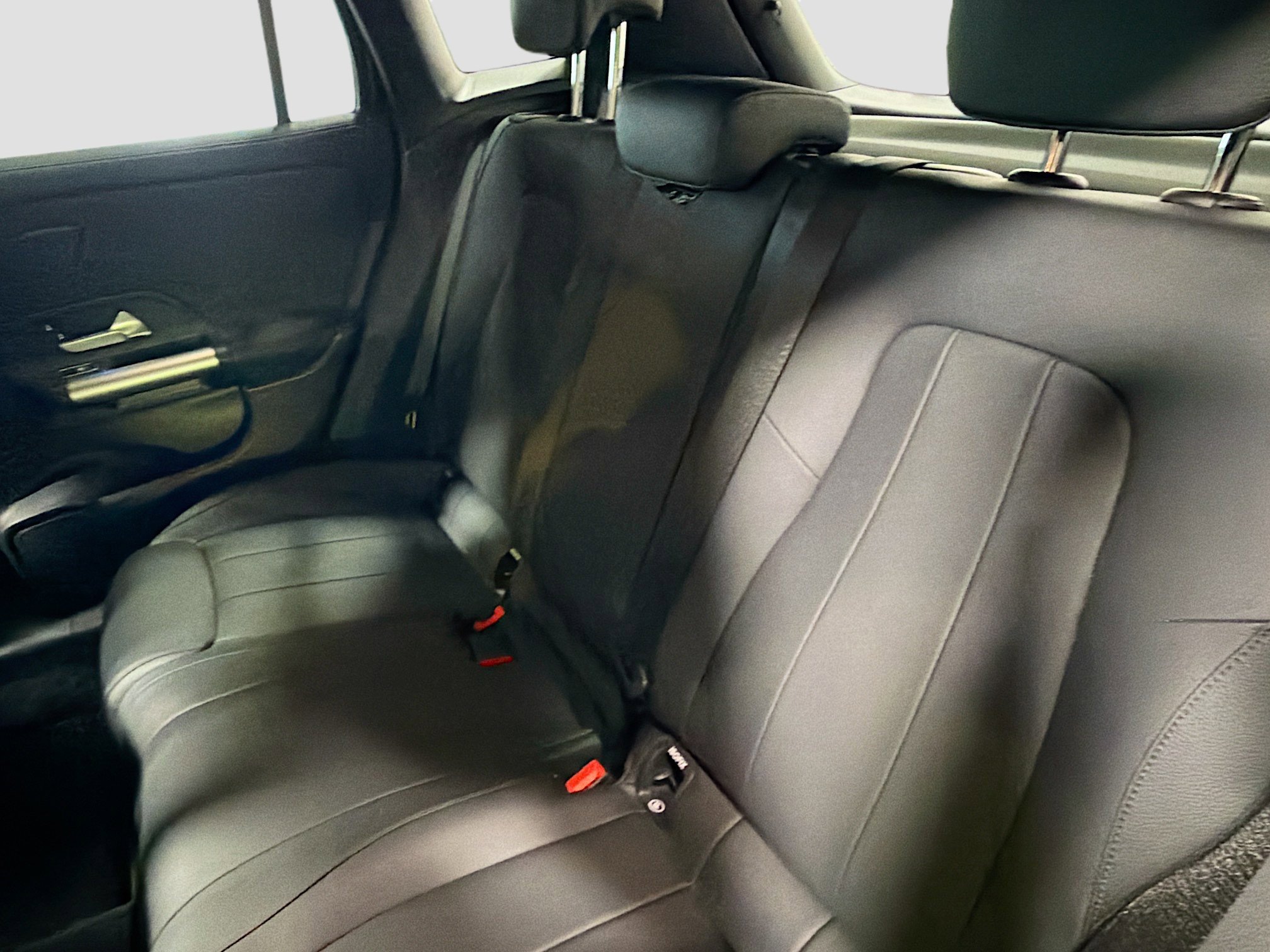 Used 2025 Mercedes-Benz GLA 250 image 11