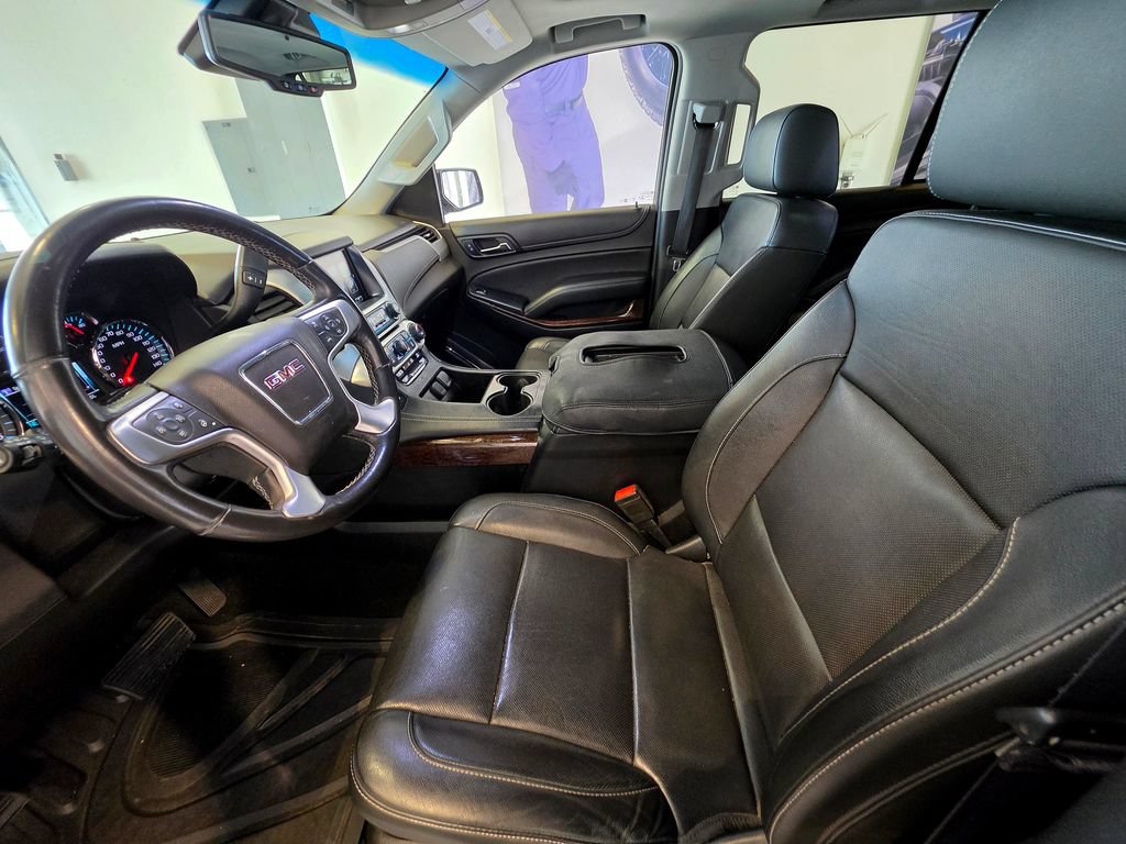Used 2018 GMC Yukon SLT w/ Premium Edition AWD/4WD image 20