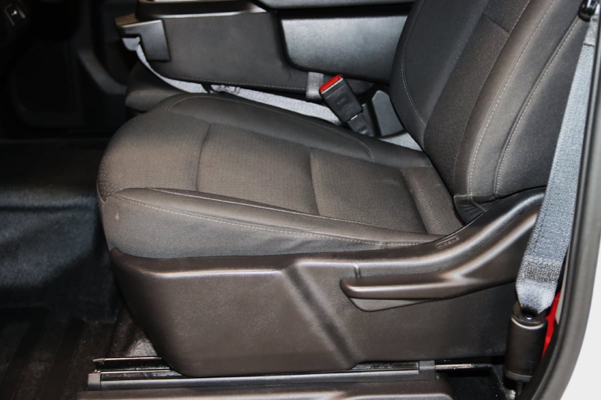 Used 2025 Chevrolet Silverado 1500 W/T RWD image 35