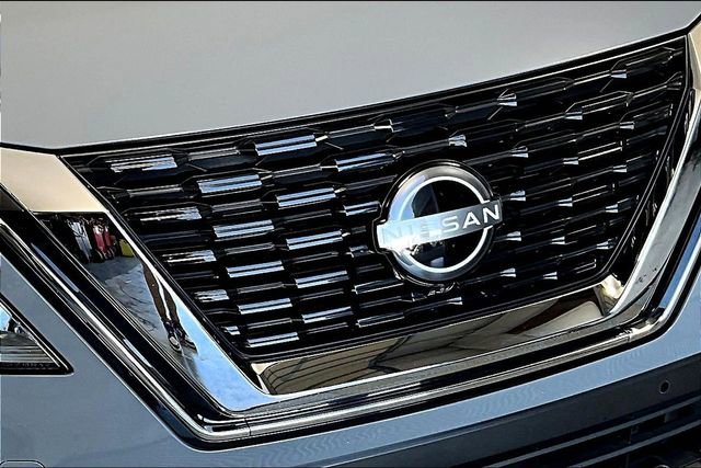 Used 2023 Nissan Rogue SL w/ SL Premium Package image 30