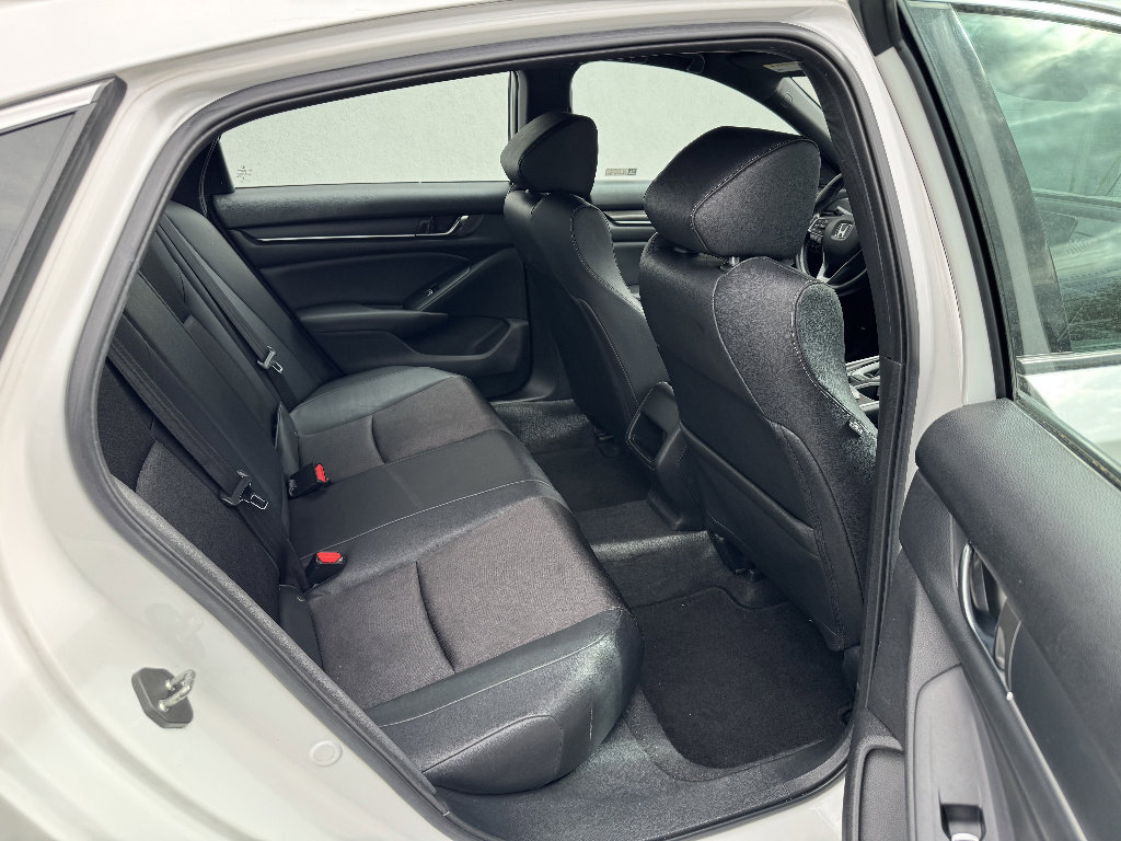 Used 2020 Honda Accord Sport image 11