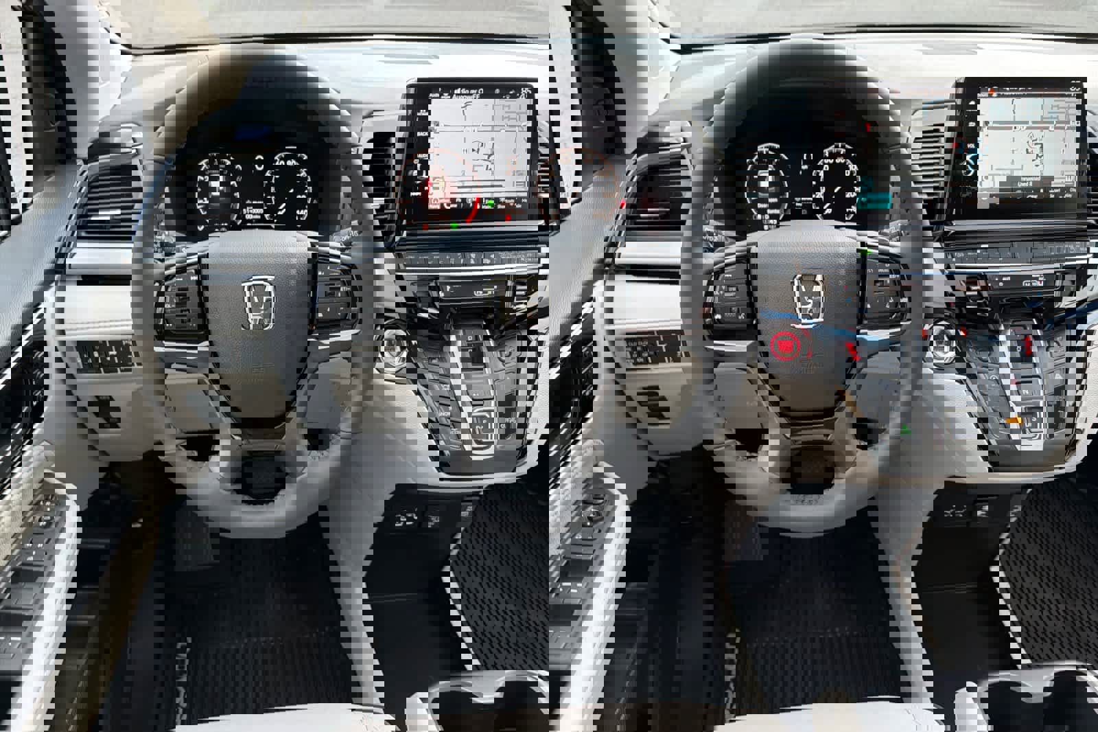 New 2026 Honda Odyssey Touring image 16