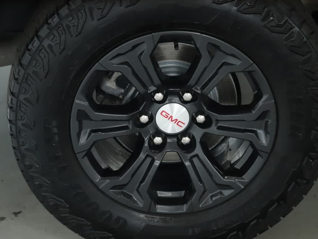 Used 2023 GMC Canyon Elevation w/ Convenience Package AWD/4WD image 12