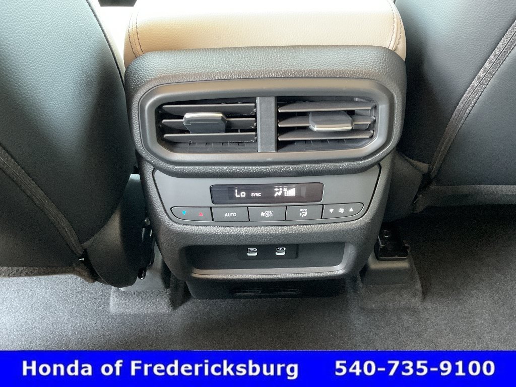 Certified 2026 Honda Pilot Touring image 44