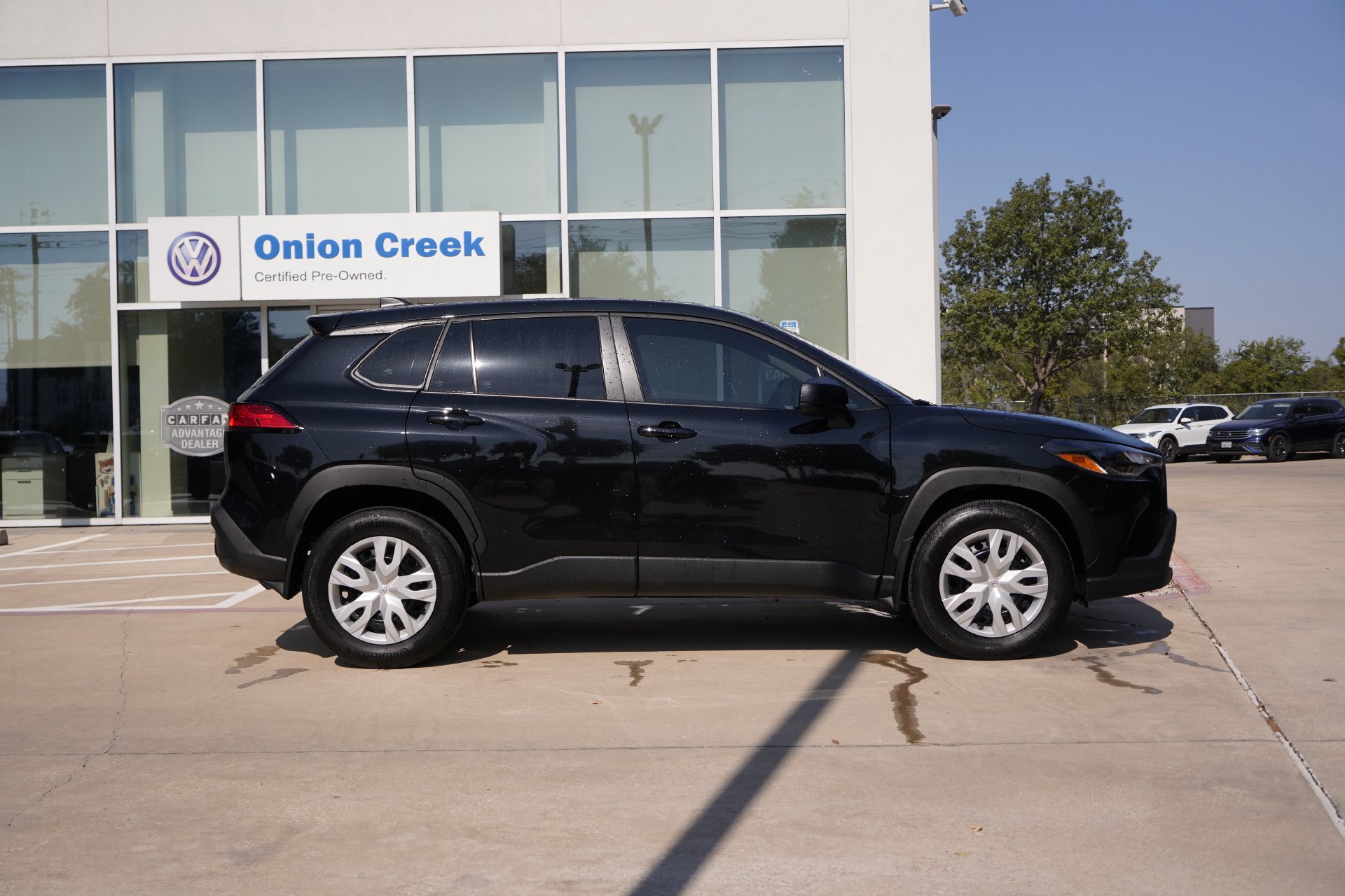 Used 2025 Toyota Corolla Cross L FWD image 4