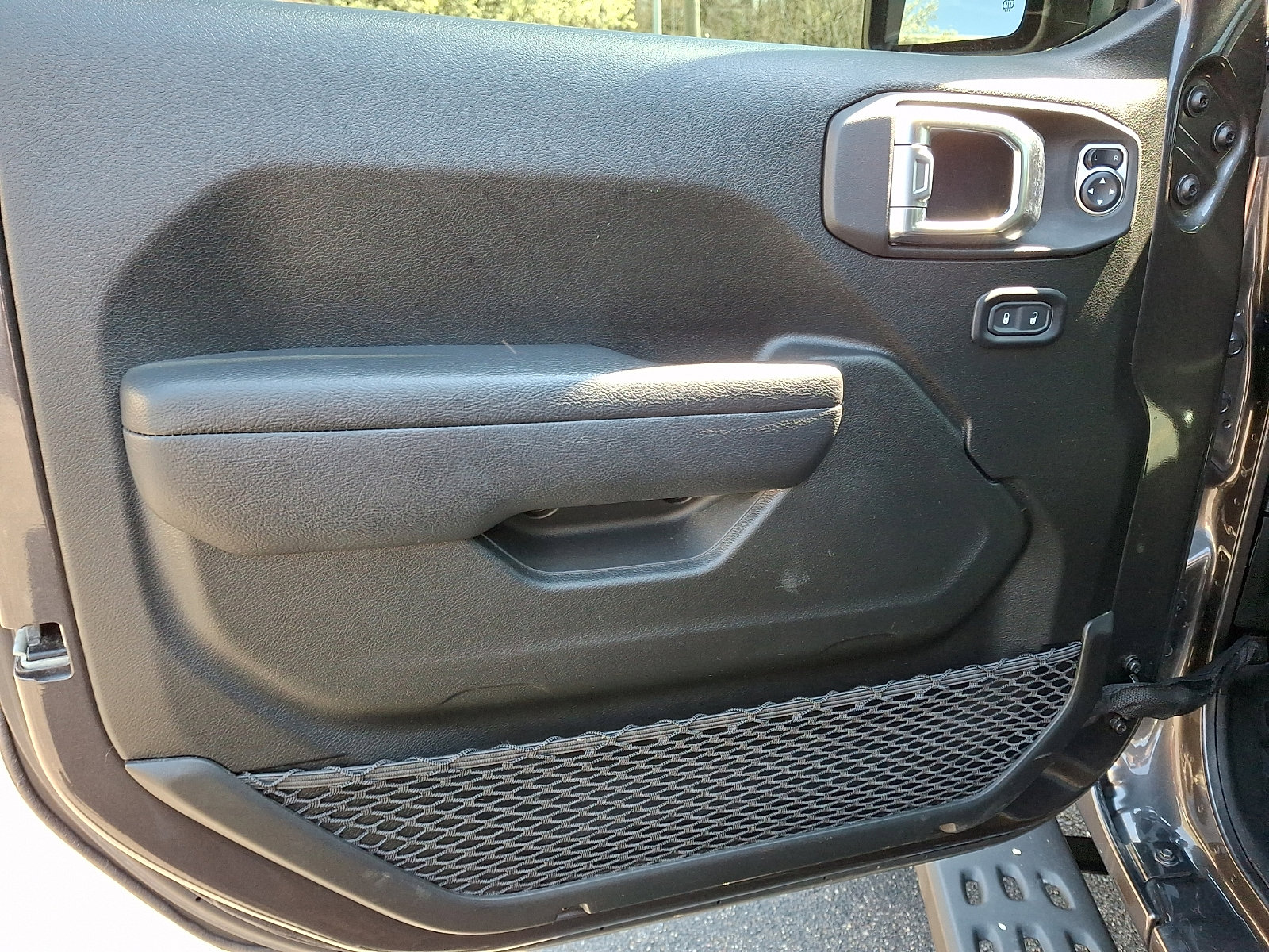 Certified 2024 Jeep Gladiator Sport image 12