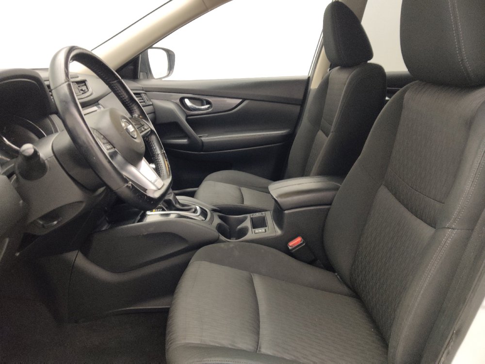 Used 2020 Nissan Rogue SV AWD/4WD image 17