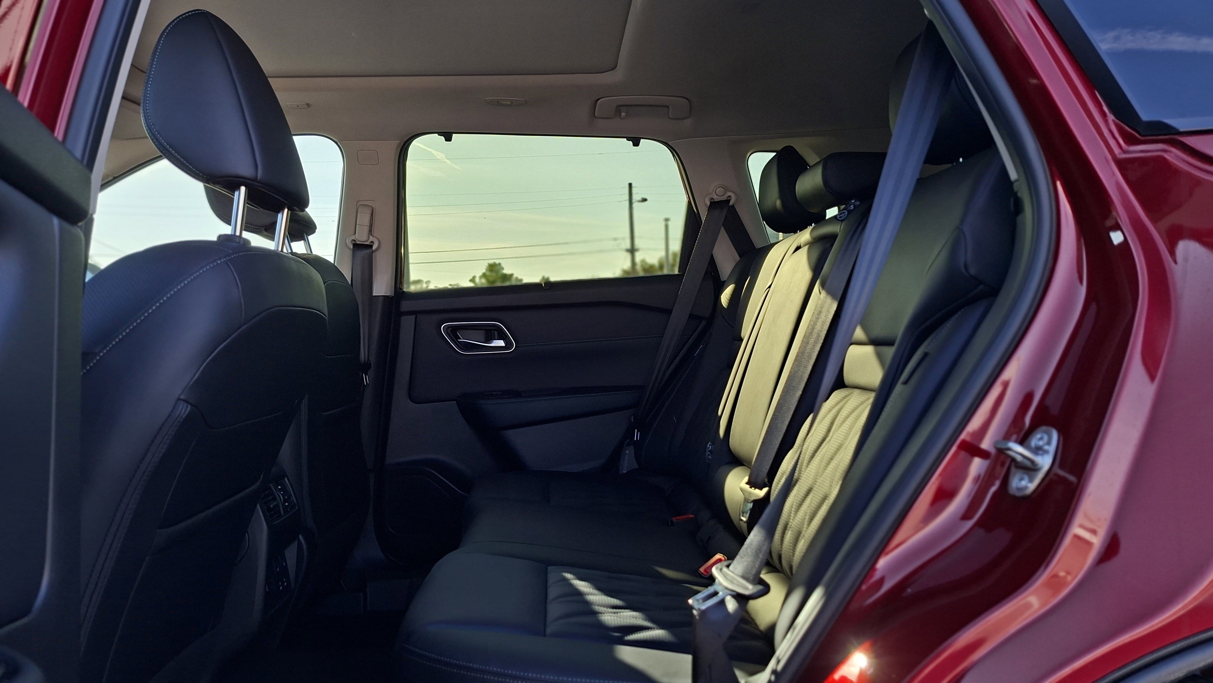 New 2026 Nissan Rogue Platinum image 15