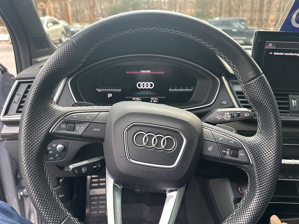 Used 2023 Audi SQ5 Prestige image 10