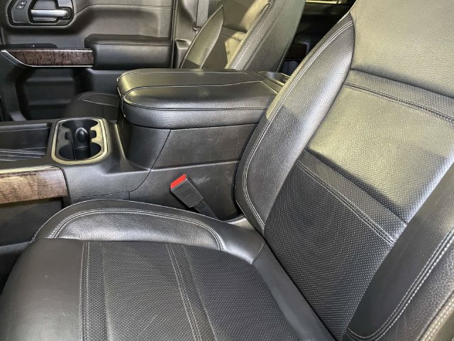 Used 2023 GMC Sierra 3500 Denali w/ Denali Ultimate Package AWD/4WD image 5