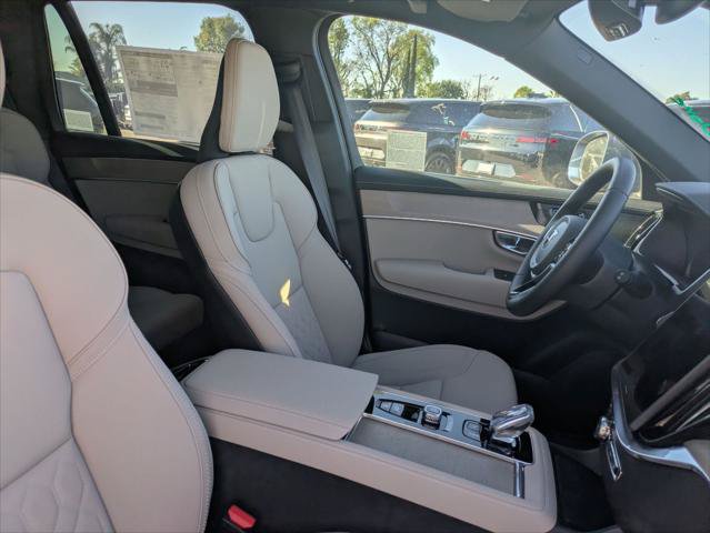 New 2026 Volvo XC90 B6 Plus w/ Protection Package Premier AWD/4WD image 14