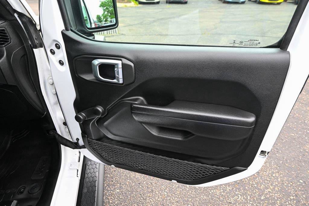 Used 2022 Jeep Wrangler Sport AWD/4WD image 22