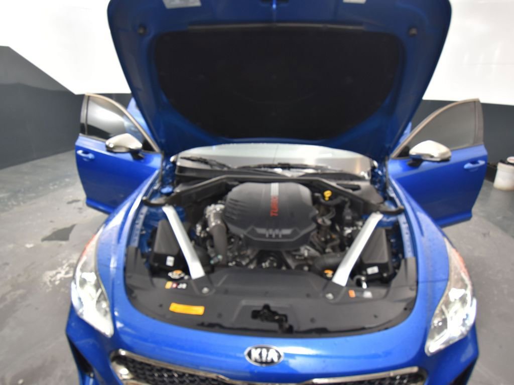 Used 2019 Kia Stinger GT2 image 16