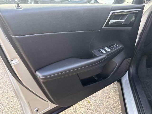 Used 2024 Mitsubishi Outlander SE image 20