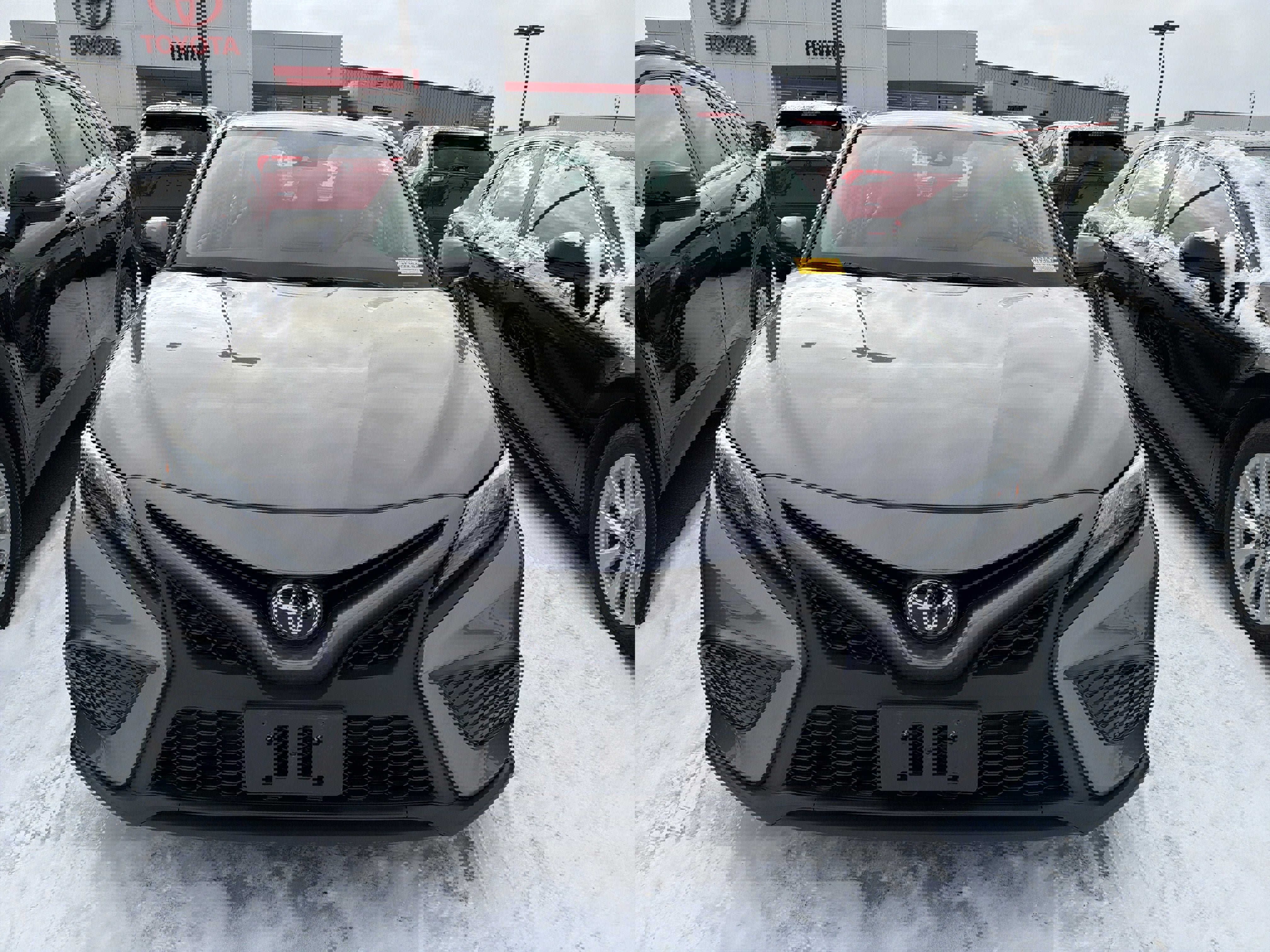 Used 2023 Toyota Camry SE image 3