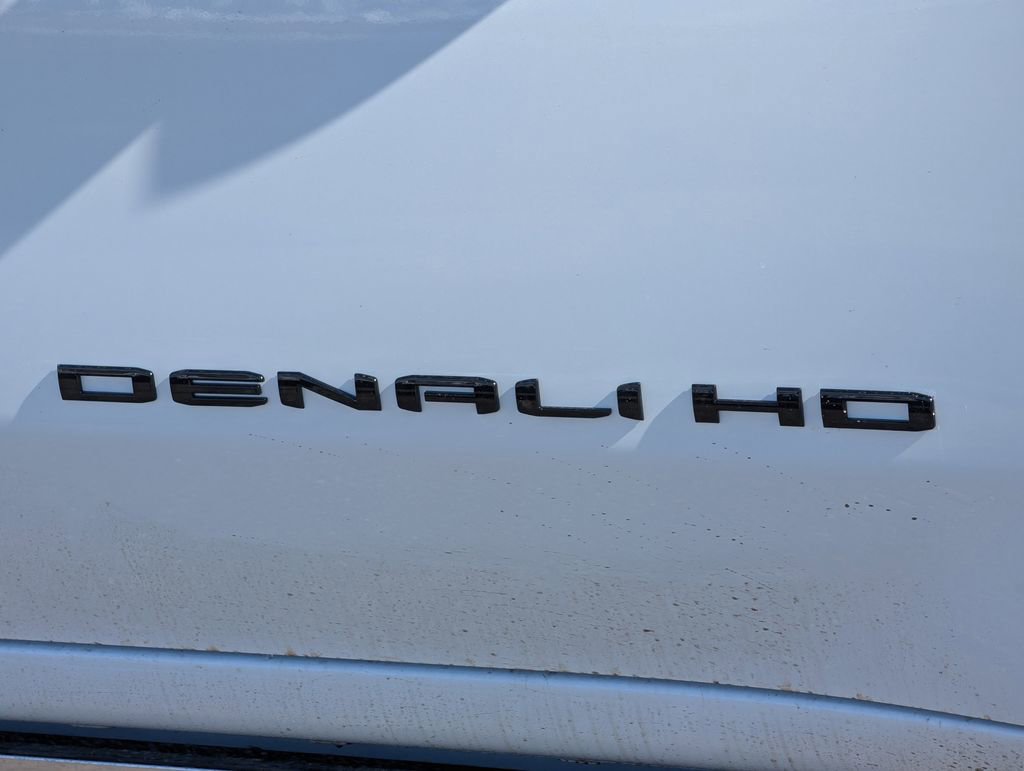 New 2026 GMC Sierra 3500 Denali w/ Denali Reserve Package image 16