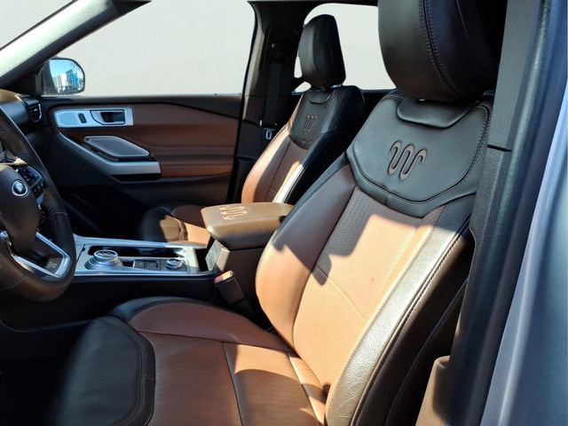 Used 2023 Ford Explorer King Ranch w/ Technology Package image 19
