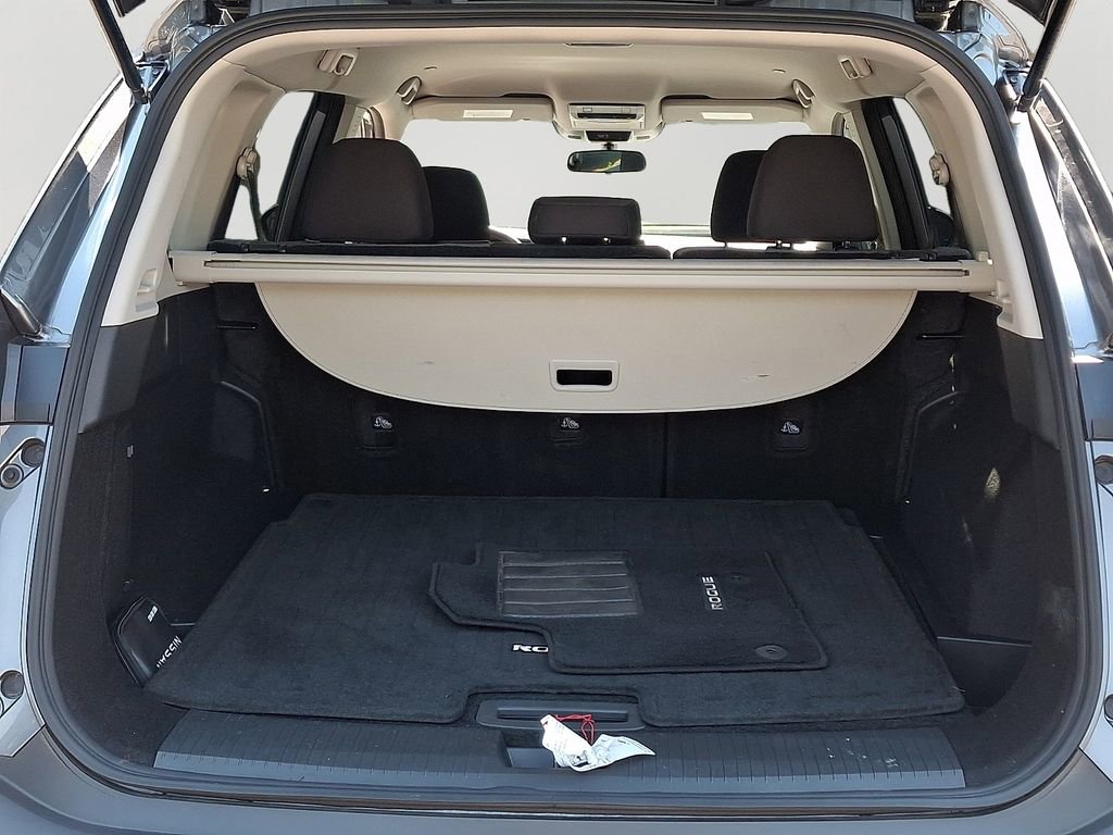 Used 2023 Nissan Rogue SV FWD image 28