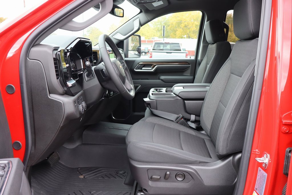 New 2025 Chevrolet Silverado 2500 LT w/ Safety Package image 5