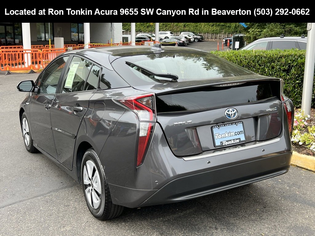 Used 2017 Toyota Prius Four image 6