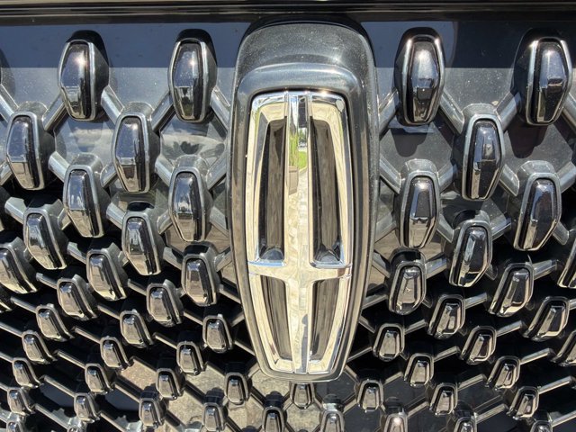 New 2026 Lincoln Aviator 2WD w/ Jet Appearance Package image 7
