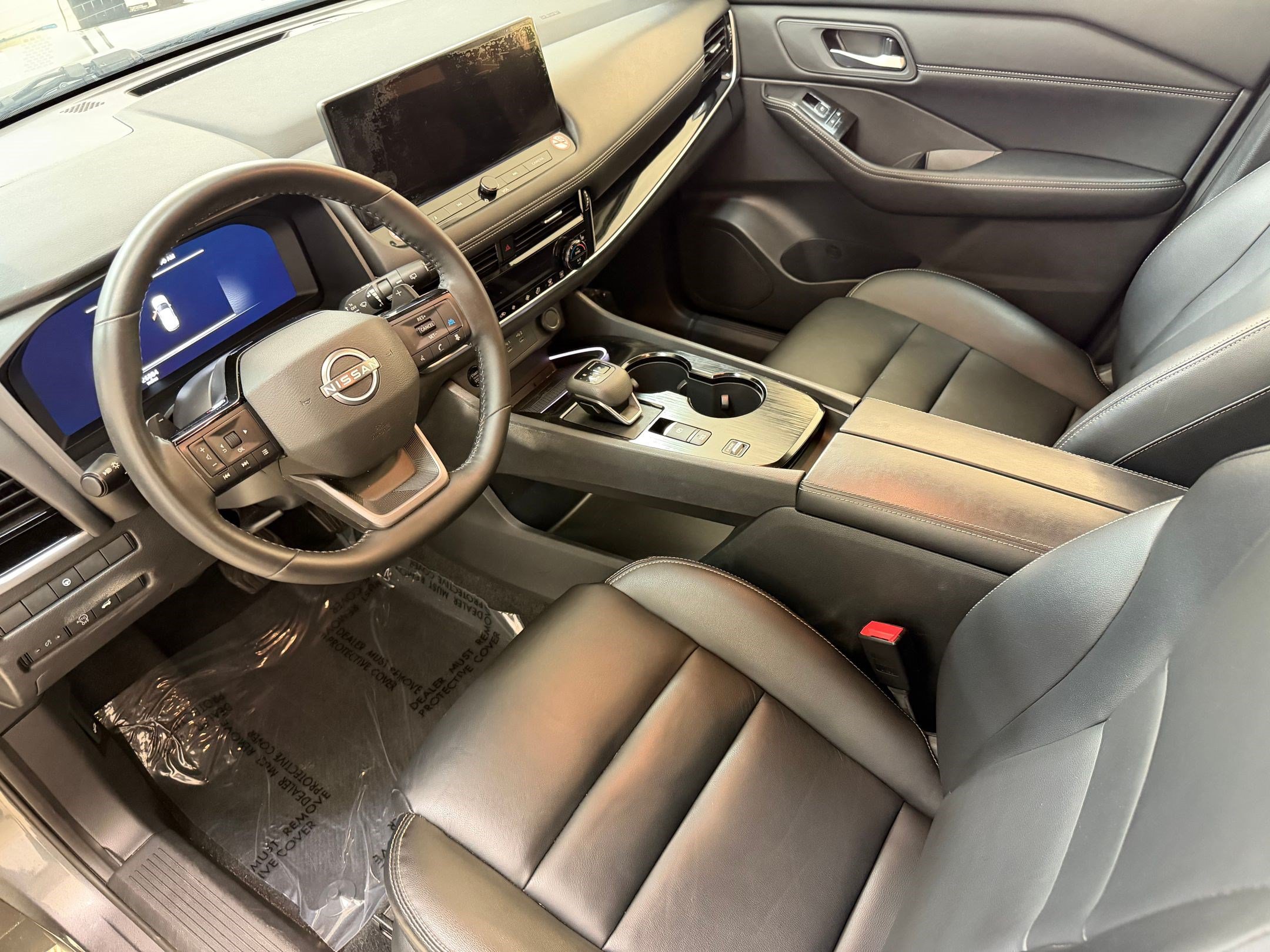 Used 2026 Nissan Rogue SL FWD image 4