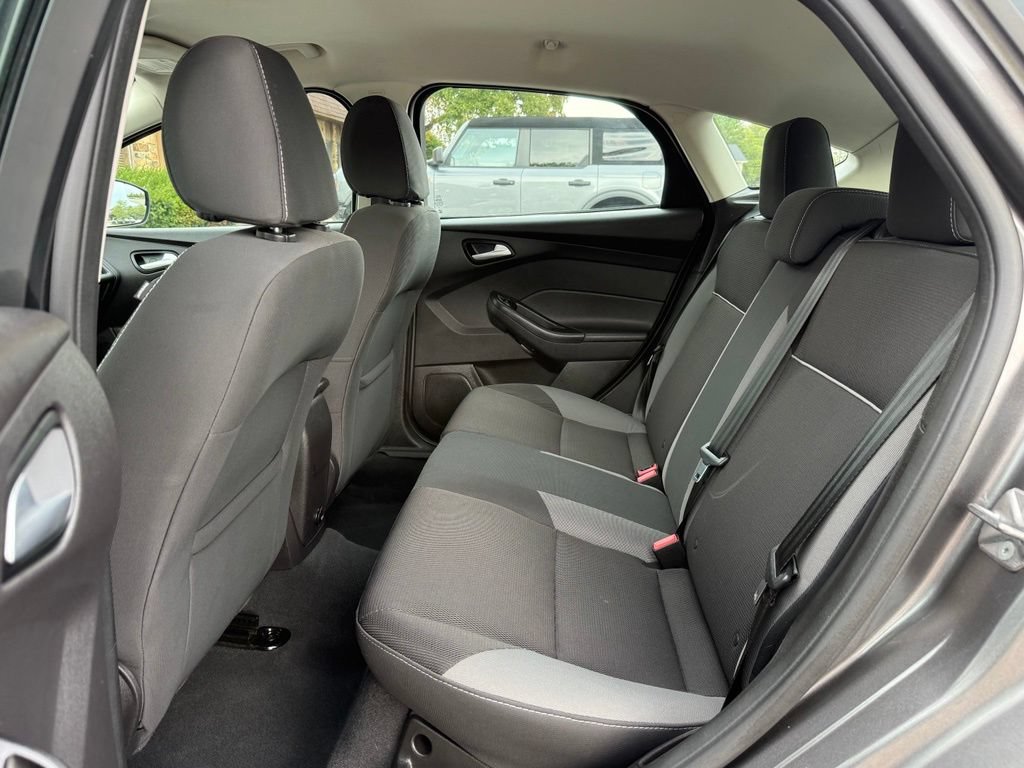 Used 2014 Ford Focus SE FWD image 14