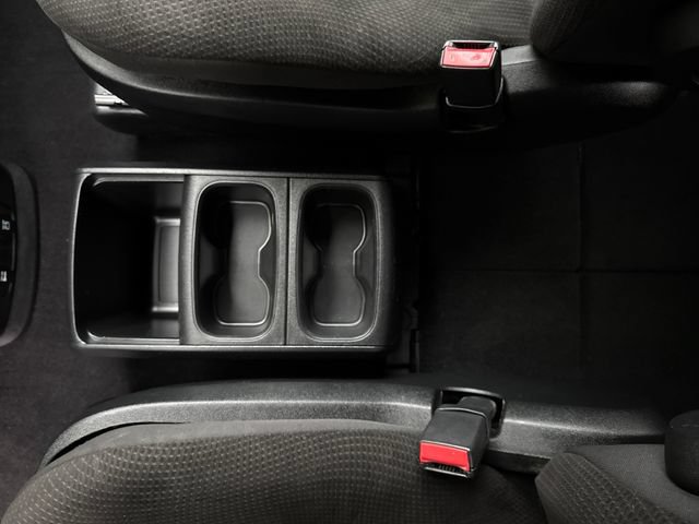 Used 2018 Dodge Grand Caravan SE FWD image 25