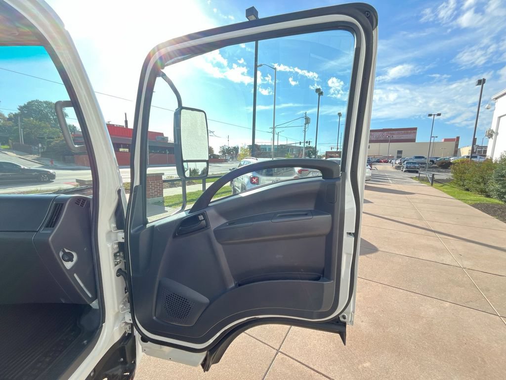 Used 2024 Chevrolet Low Cab Forward 5500XD RWD image 32