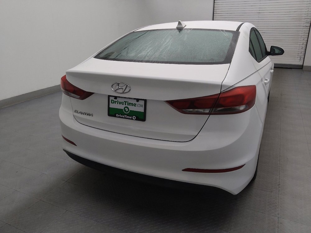 Used 2017 Hyundai Elantra SE image 7