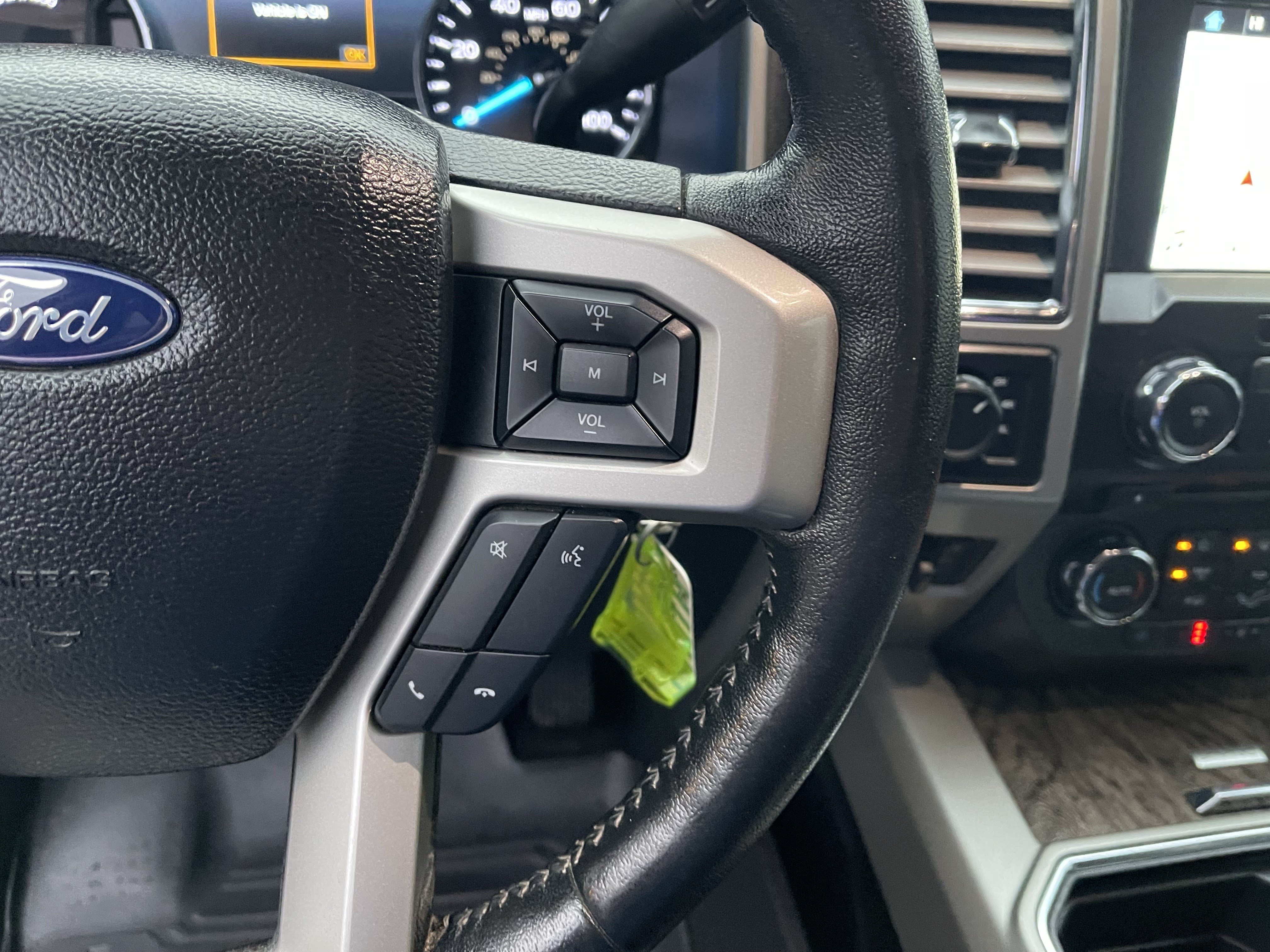 Used 2017 Ford F250 Lariat w/ Lariat Value Package AWD/4WD image 21