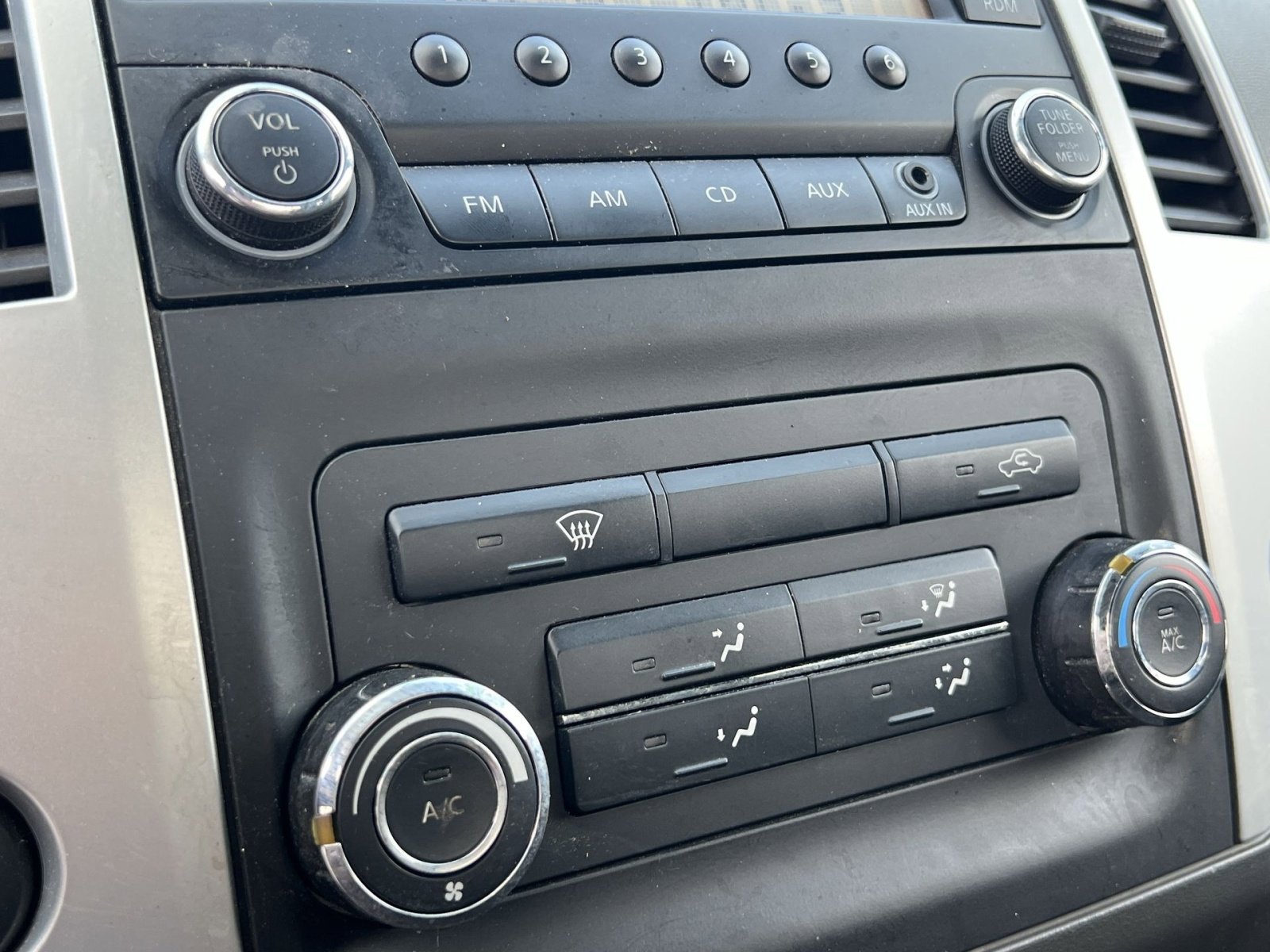 Used 2014 Nissan Frontier S w/ S Preferred Package image 17