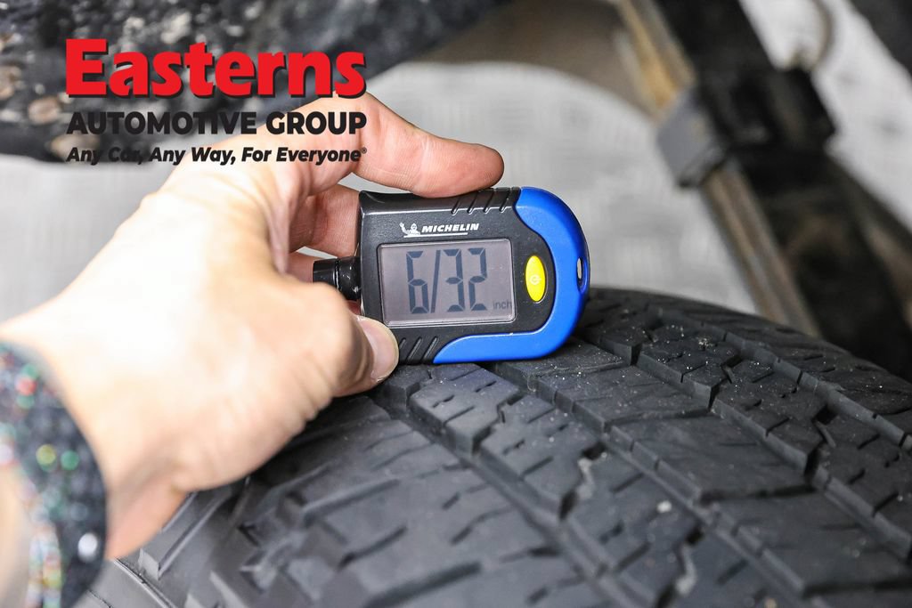 Used 2020 Toyota Tacoma SR w/ SR Convenience Package RWD image 26