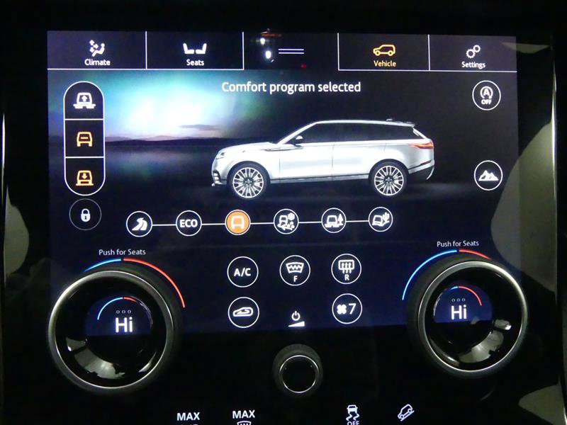 Used 2019 Land Rover Range Rover Velar R-Dynamic HSE image 18