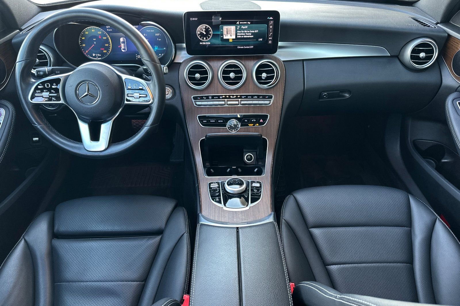 Used 2019 Mercedes-Benz C 300 4MATIC Sedan image 13