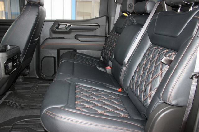 Used 2023 GMC Sierra 1500 AT4 w/ AT4 Premium Package AWD/4WD image 24
