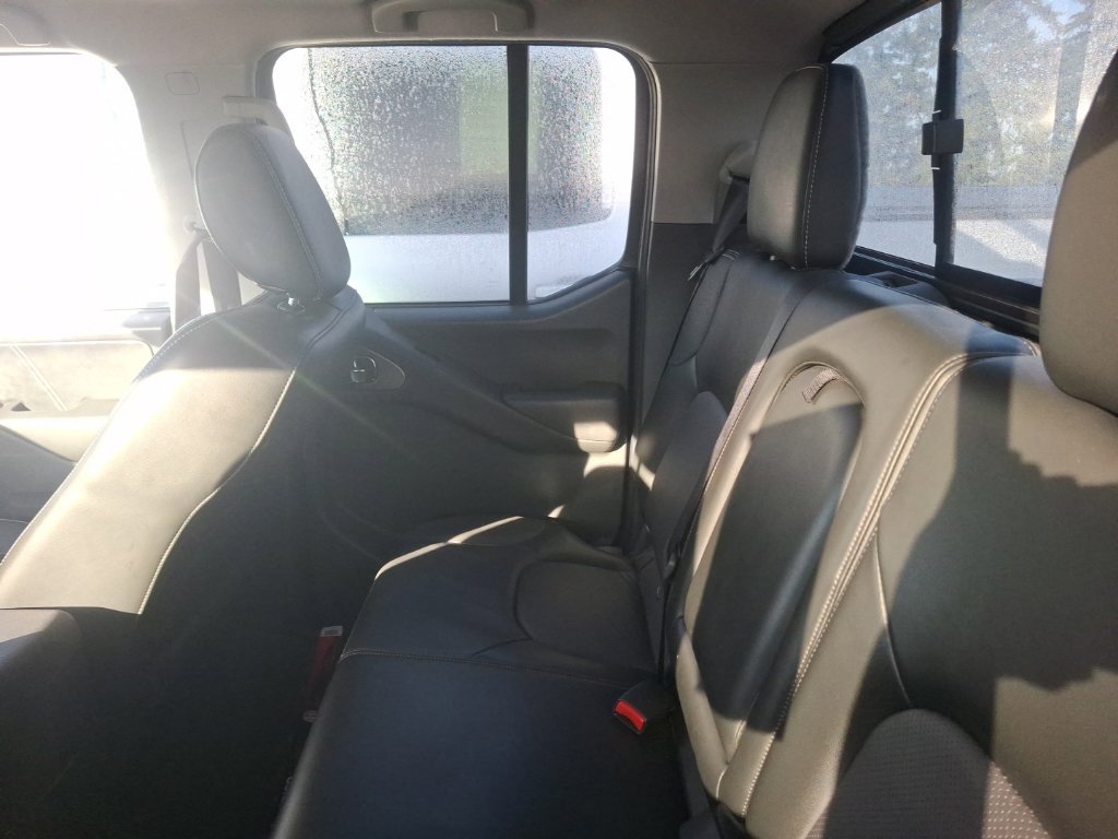 Used 2021 Nissan Frontier PRO-4X w/ Pro-4x Utility Package AWD/4WD image 9
