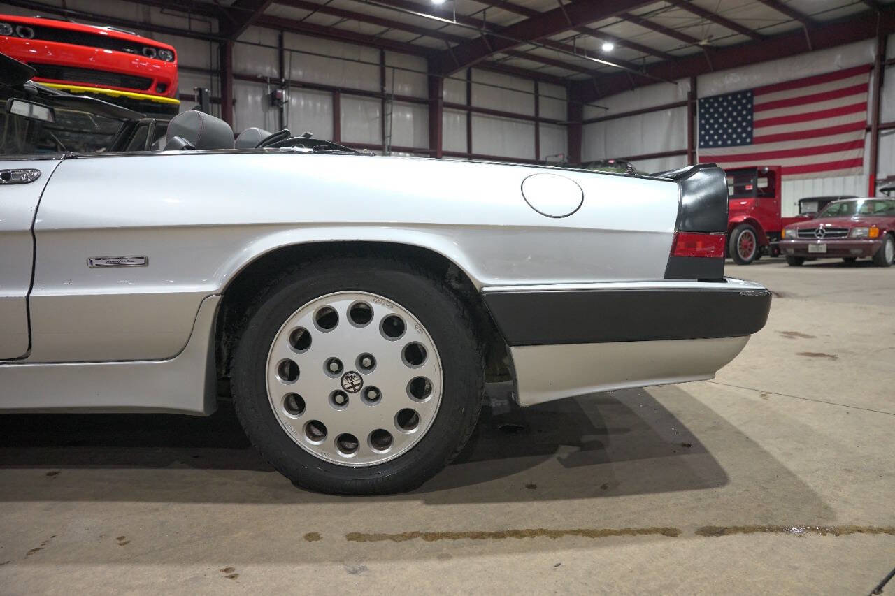 Used 1987 Alfa Romeo Spider Quadrifoglio image 19