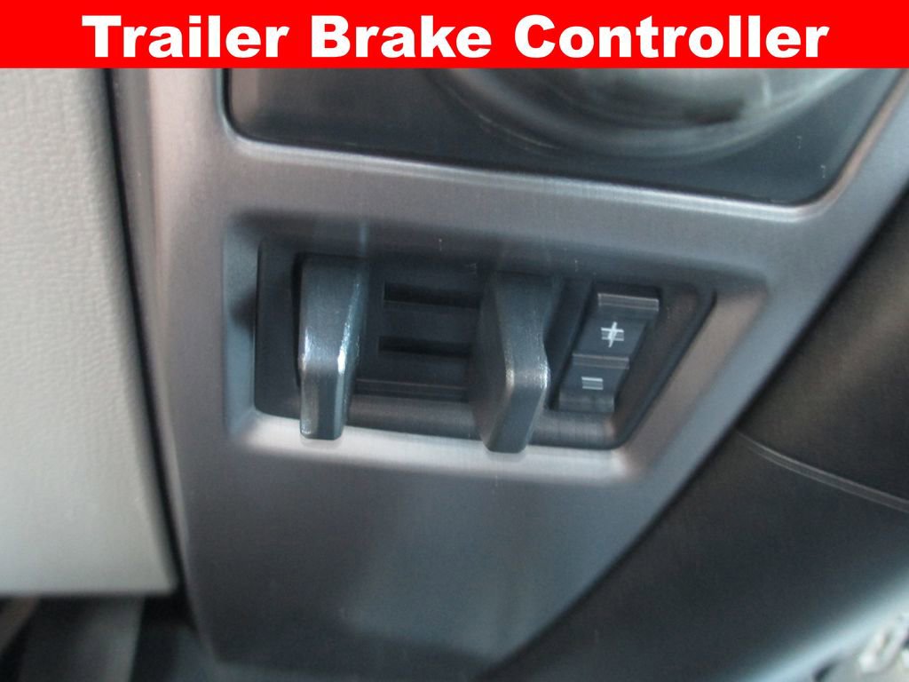 Used 2020 Ford F150 XLT w/ Trailer Tow Package image 17