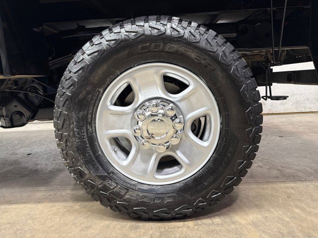 Used 2024 RAM 2500 Tradesman w/ Chrome Appearance Group AWD/4WD image 33
